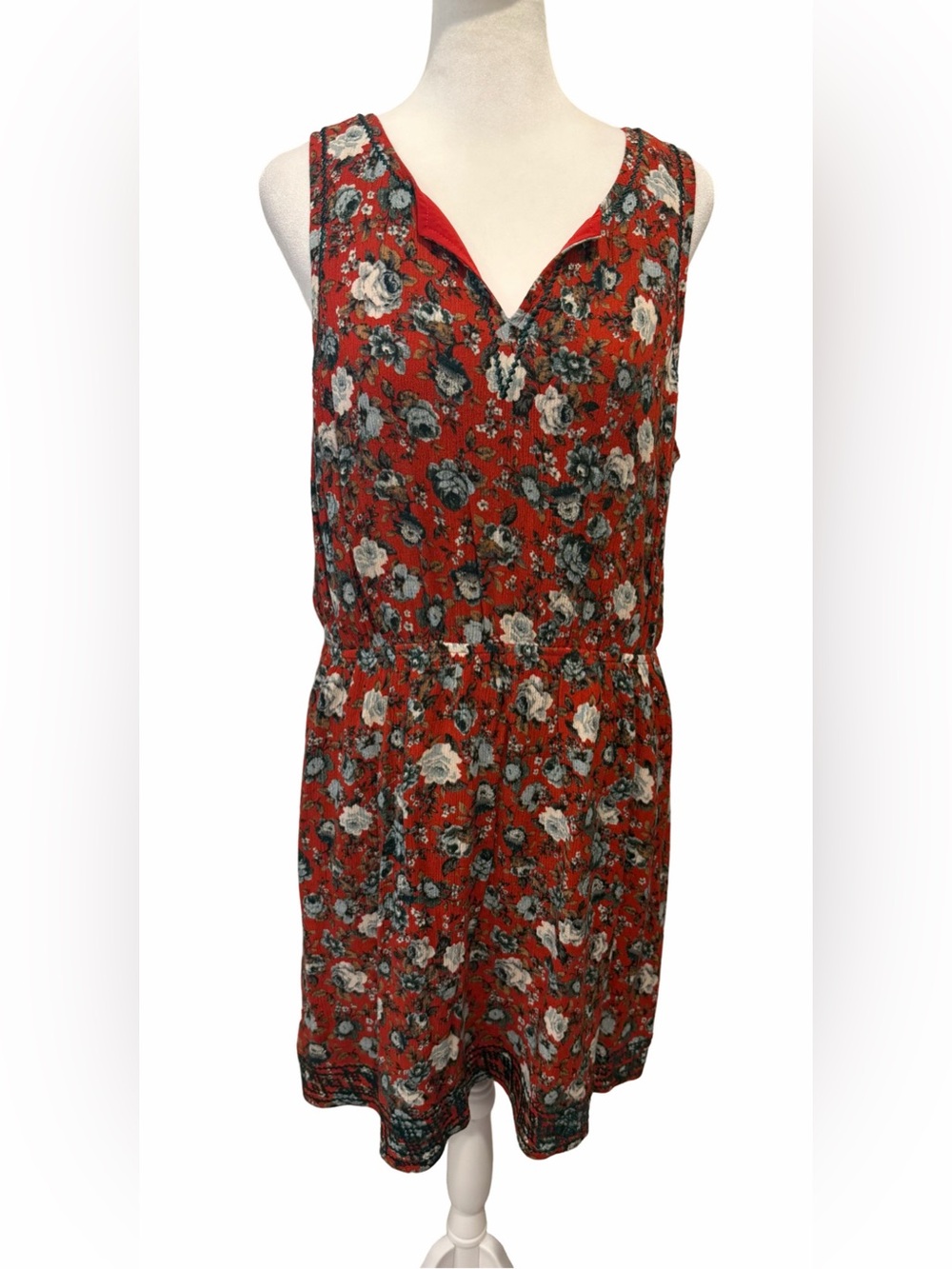 Market & Spruce Lined Sleeveless Floral Red V-Neck Dress. Size XL